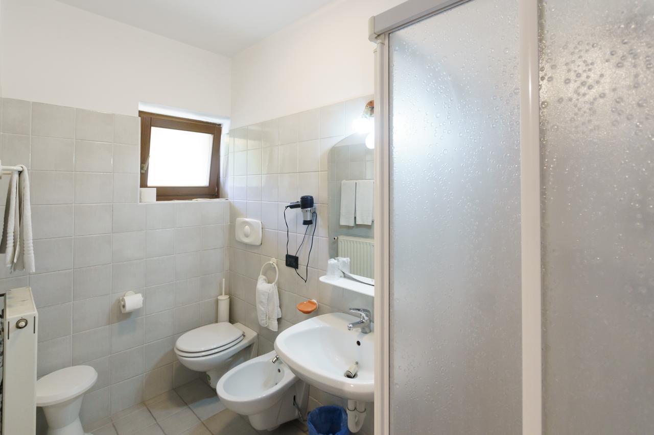 Albergo Roncone Εξωτερικό φωτογραφία